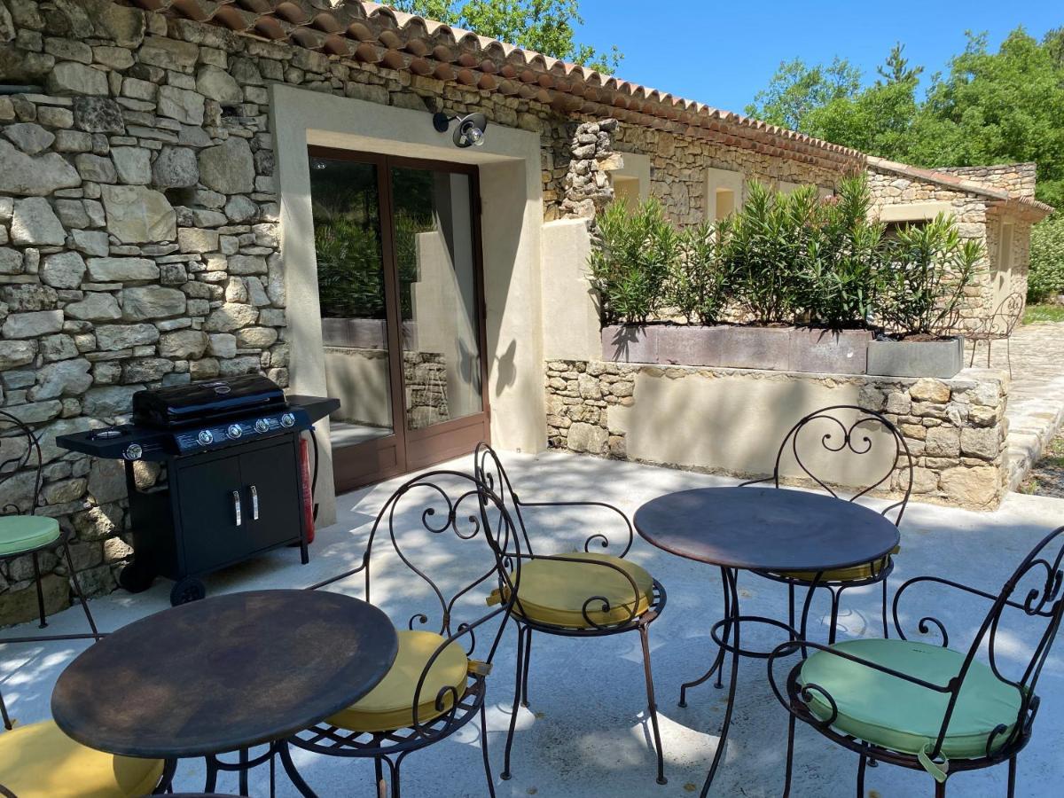 Hotel Lou Caleu Restaurant Le Rocher Des Abeilles Saint-Martin-de-Castillon ภายนอก รูปภาพ