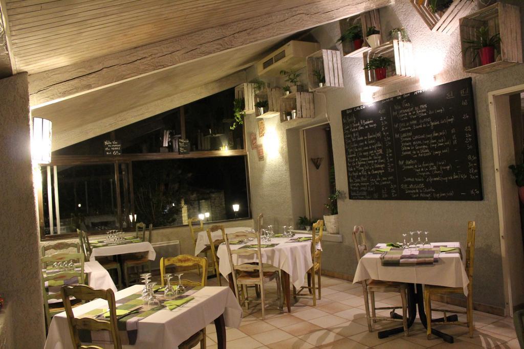 Hotel Lou Caleu Restaurant Le Rocher Des Abeilles Saint-Martin-de-Castillon ภายนอก รูปภาพ