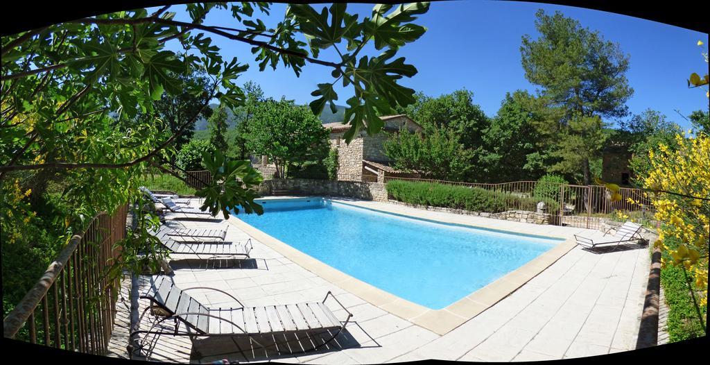 Hotel Lou Caleu Restaurant Le Rocher Des Abeilles Saint-Martin-de-Castillon ภายนอก รูปภาพ